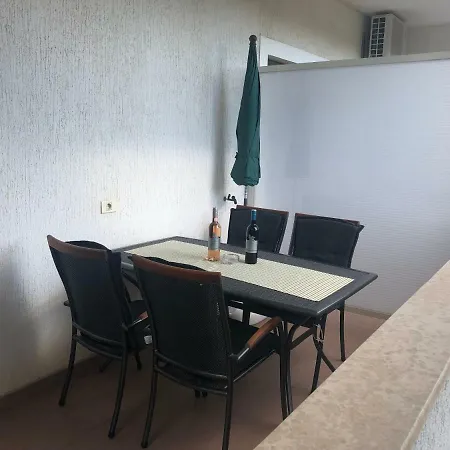 Apartment Vesna Veleniki Exterior photo